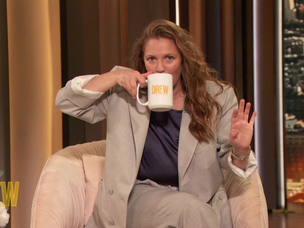 The Drew Barrymore Show - Regina Hall, Drew's News, In a Minute Raffle