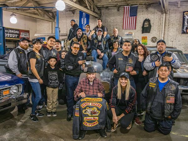Car Crews with Supercar Blondie (LAS) - New York