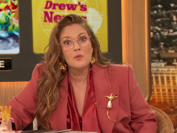 The Drew Barrymore Show - Maneet Chauhan Cooking, TikTok Trend: Power Washing Pumpkins on the
Street