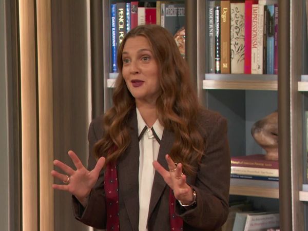 The Drew Barrymore Show - A Little Bit Extra: LA Edition Part Two with Jennifer Aniston, RuPaul, Billie Eilish, Drew's News