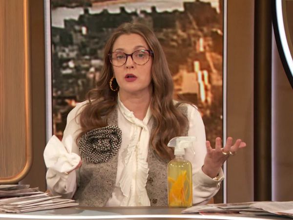 The Drew Barrymore Show - Money Savings Mania Hour with Mikel Welch, TikTok Coupon Hacks, Ross-ipe Under $10