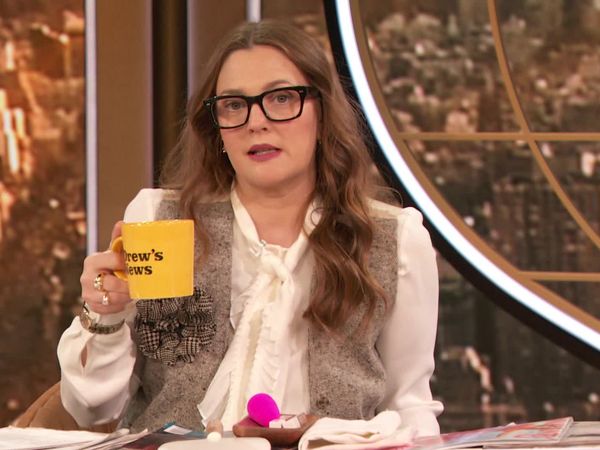 The Drew Barrymore Show - Drew's Crew to the Rescue 2.0