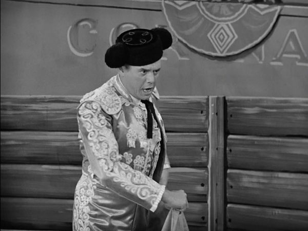 I Love Lucy - Bullfight Dance