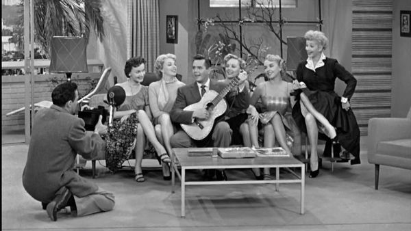 I Love Lucy - Don Juan and Starlets