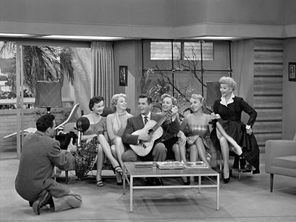 I Love Lucy - Don Juan and Starlets
