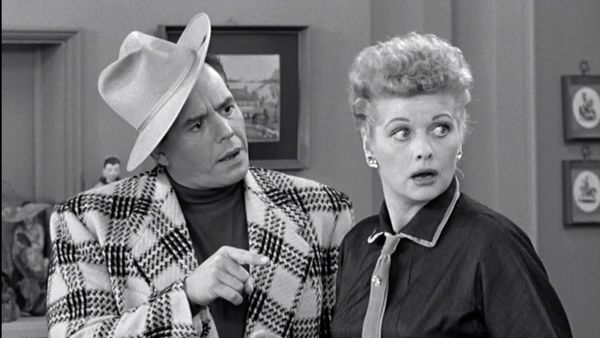 I Love Lucy - Ricky's Contract