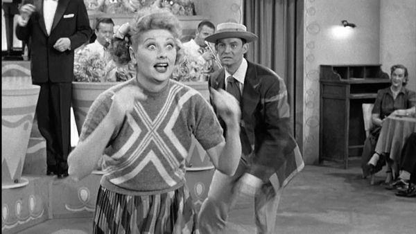 I Love Lucy - Lucy Has Her Eyes Examined