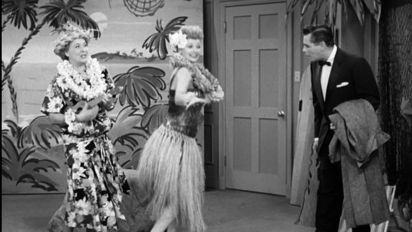 I Love Lucy - Ricky's Hawaiian Vacation