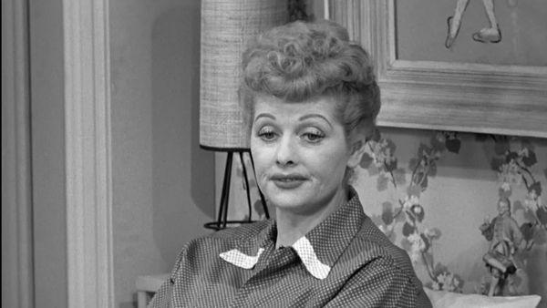 I Love Lucy - Lucy Is Envious