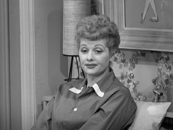 I Love Lucy - Lucy Is Envious