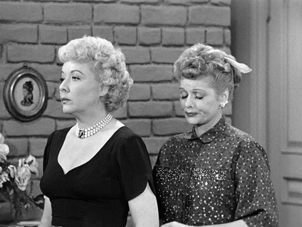I Love Lucy - Fred and Ethel Fight