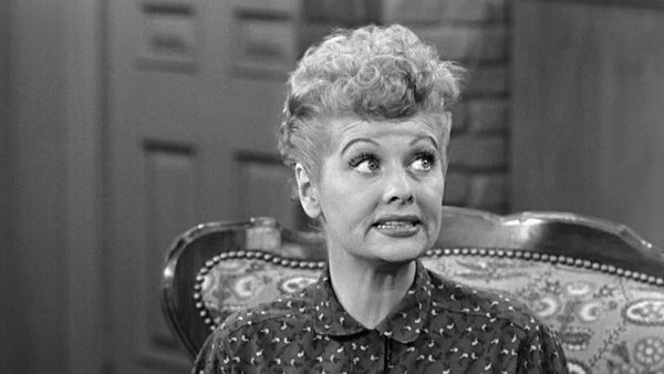 I Love Lucy - Lucy Does A TV Commercial