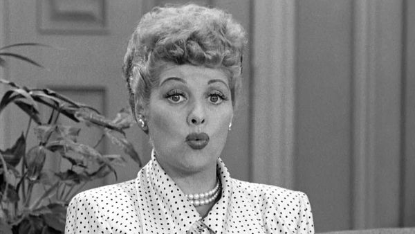 I Love Lucy - Lucy Hires An English Tutor