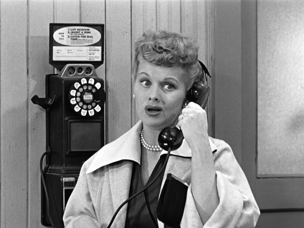 I Love Lucy - Ricky and Fred Are TV Fans