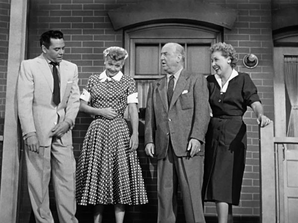 I Love Lucy - Never Do Biz With Friends