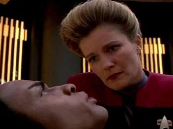 Star Trek: Voyager - The Chute