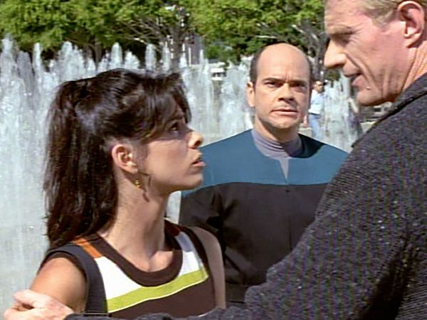 Star Trek: Voyager - Future's End, Part 2