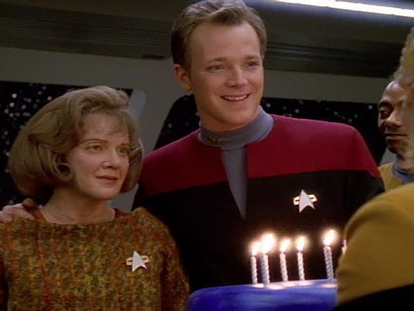 Star Trek: Voyager - Before And After