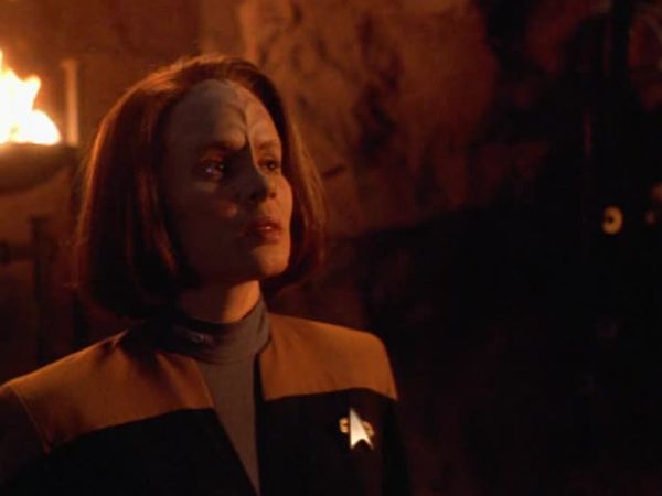 Star Trek: Voyager - Day Of Honor