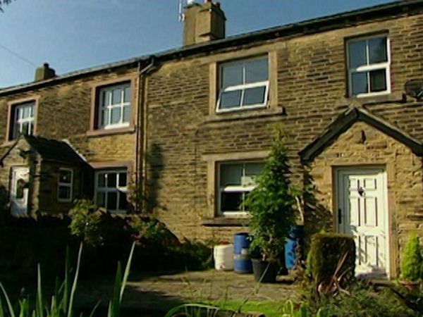 Haunted Homes - The Hassetts Family