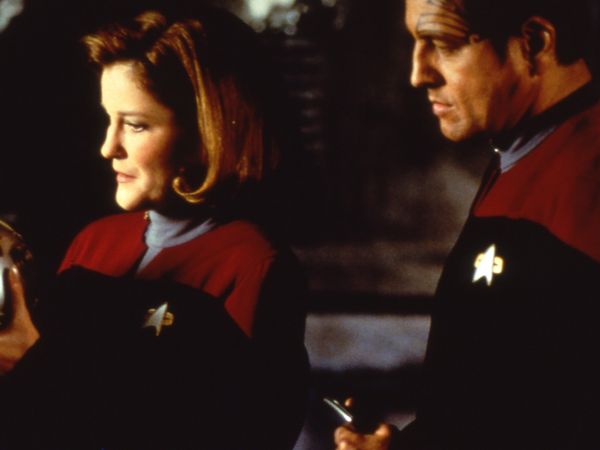 Star Trek: Voyager - The Disease