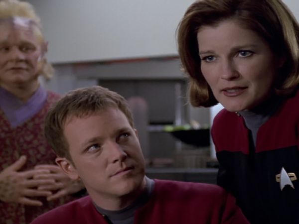 Star Trek: Voyager - Think Tank