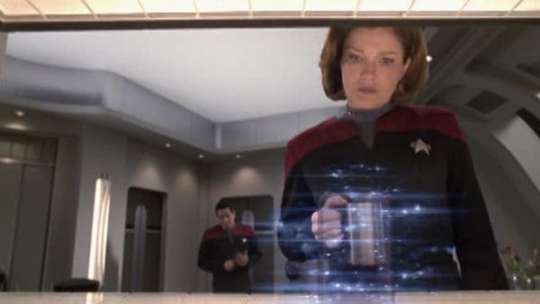 Star Trek: Voyager - The Haunting Of Deck Twelve