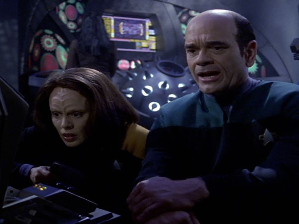 Star Trek: Voyager - Nightingale