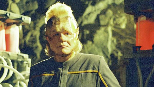 Star Trek: Voyager - Friendship One