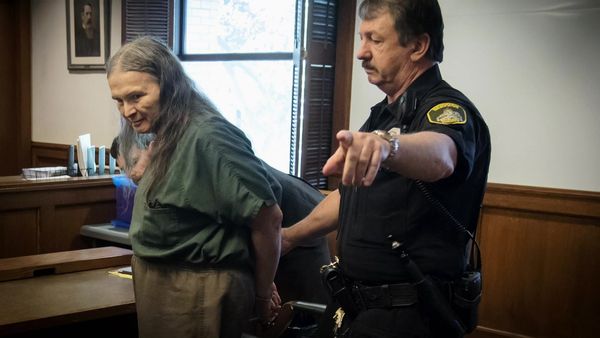 21st Century Serial Killer - Donna Perry