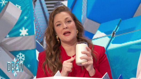 The Drew Barrymore Show - Drew's Merrymore X People Magazine Giveaway Show