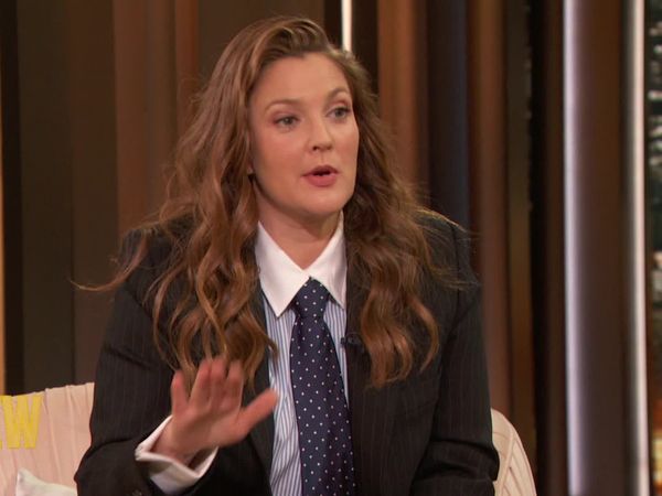 The Drew Barrymore Show - Mindy Kaling, Drew's News