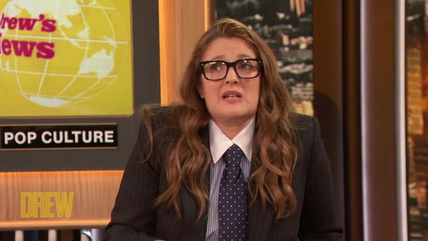 The Drew Barrymore Show - Drew's News, Money-Saving Holiday MealFor Next Gathering