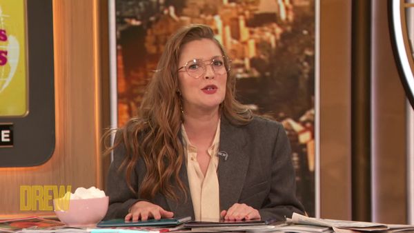The Drew Barrymore Show - Red Flags with Dating Coach Damona Hoffman, Drew's News