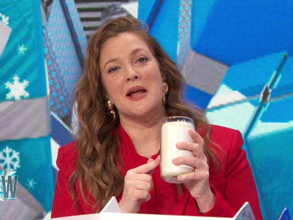 The Drew Barrymore Show - Drew's Merrymore X People Magazine Giveaway Show