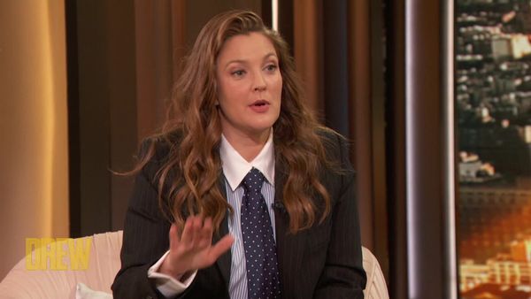 The Drew Barrymore Show - Mindy Kaling, Drew's News