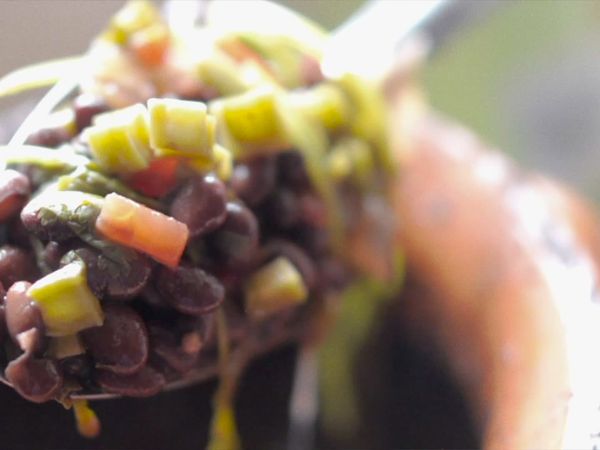 Lo que comemos las mujeres - Vino, queso, queso y vino