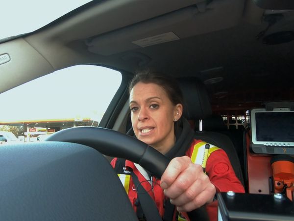 Ambulance: Code Red - Episode 8
