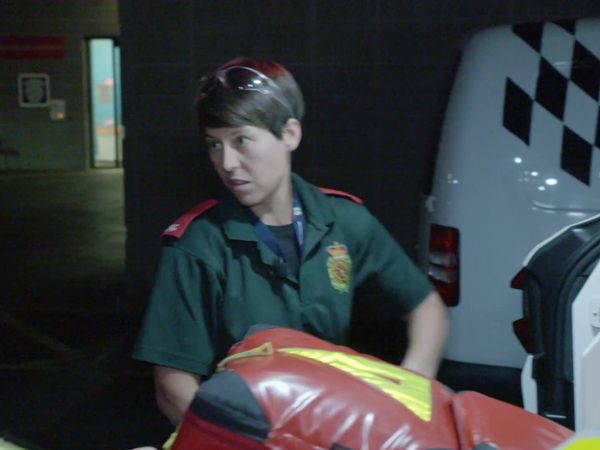 Ambulance: Code Red - Episode 9
