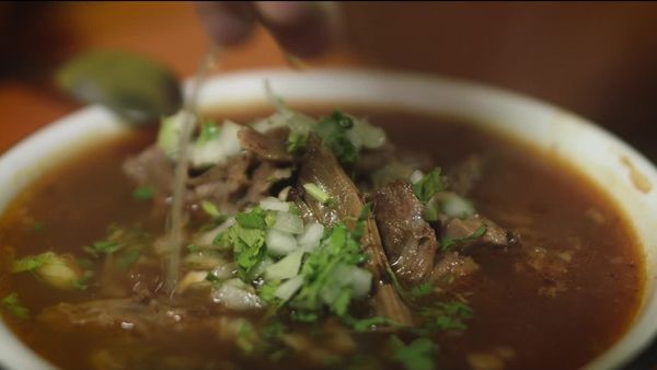 Lo que comemos las mujeres - Cocinando en una reserva