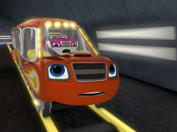 Blaze and the Monster Machines - Raceday Rescue