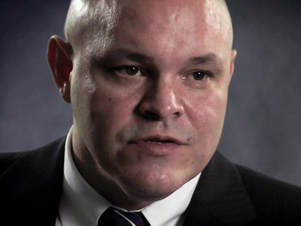 Crime Stoppers: Case Files - Gold Chain