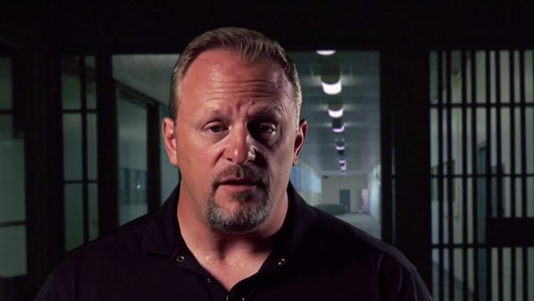 Crime Stoppers: Case Files - UNTRACEABLE TRAIL