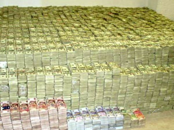 Crime Stoppers: Case Files - Counterfeiting and Piracy