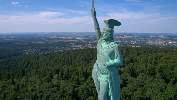 Sacred Sites LT - Mitos Nazis
