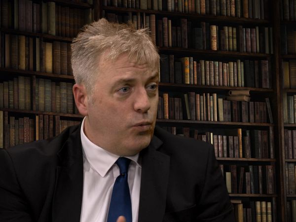 Donal MacIntyre's Murder Files - Parachute Murder Bid