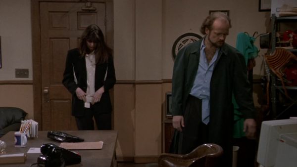 Cheers - The Bar Manager, The Shrink, His Wife & Her Lover
