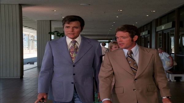 Hawaii Five-0 - The Last of the Great Paperhangers