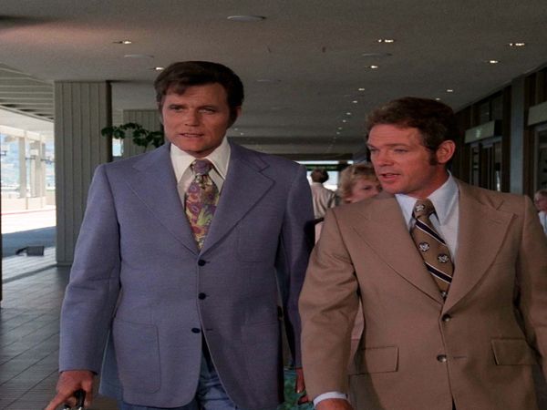 Hawaii Five-0 - The Last of the Great Paperhangers