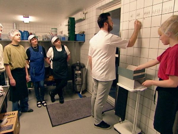 Med kniven for struben - Episode 410